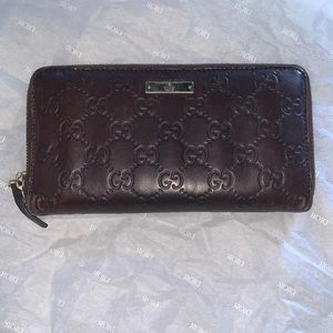 Gucci wallet